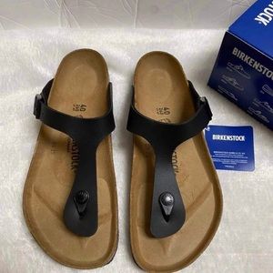 New* Birkenstock Gizeh black 40 women's 9 Men's 7